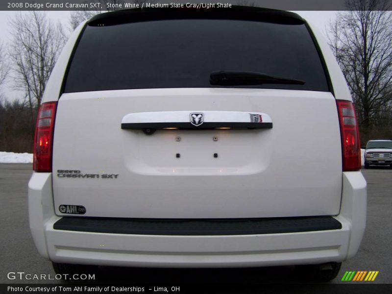 Stone White / Medium Slate Gray/Light Shale 2008 Dodge Grand Caravan SXT