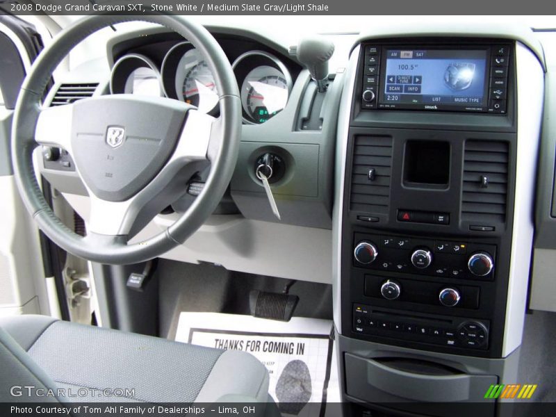 Stone White / Medium Slate Gray/Light Shale 2008 Dodge Grand Caravan SXT