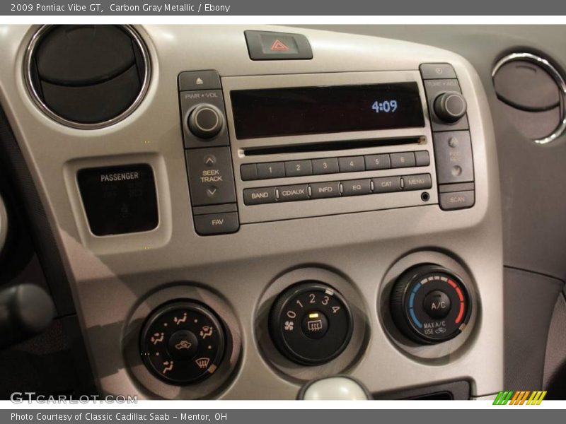 Carbon Gray Metallic / Ebony 2009 Pontiac Vibe GT