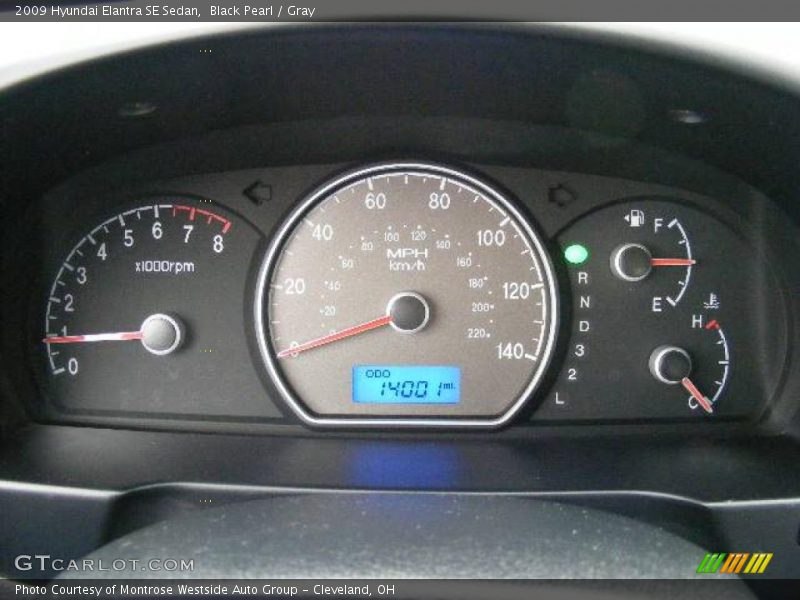 Black Pearl / Gray 2009 Hyundai Elantra SE Sedan
