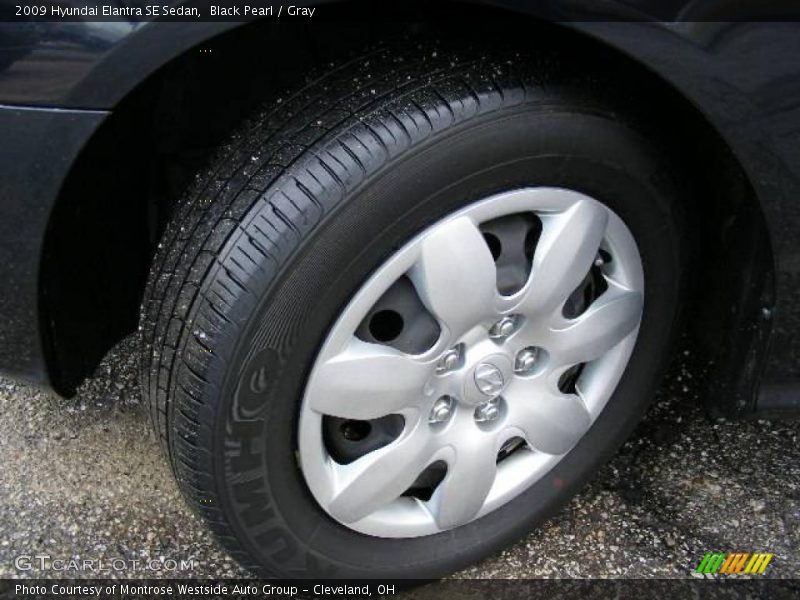 Black Pearl / Gray 2009 Hyundai Elantra SE Sedan