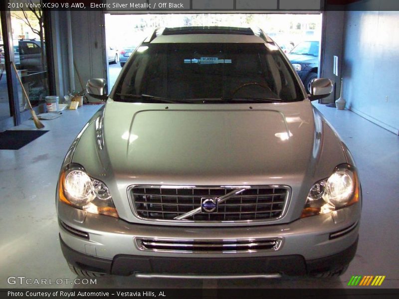 Electric Silver Metallic / Off Black 2010 Volvo XC90 V8 AWD
