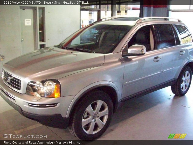 Electric Silver Metallic / Off Black 2010 Volvo XC90 V8 AWD