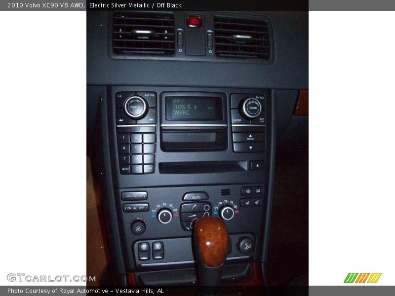 Electric Silver Metallic / Off Black 2010 Volvo XC90 V8 AWD