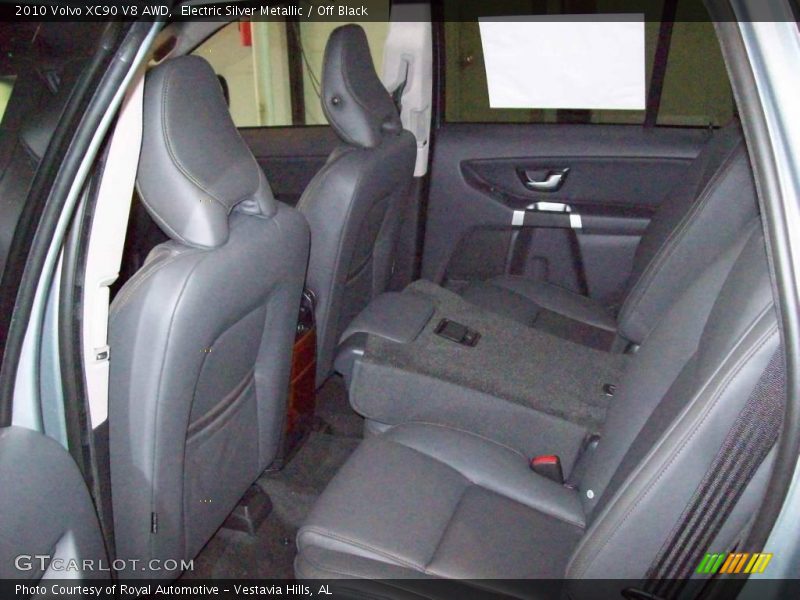 Electric Silver Metallic / Off Black 2010 Volvo XC90 V8 AWD