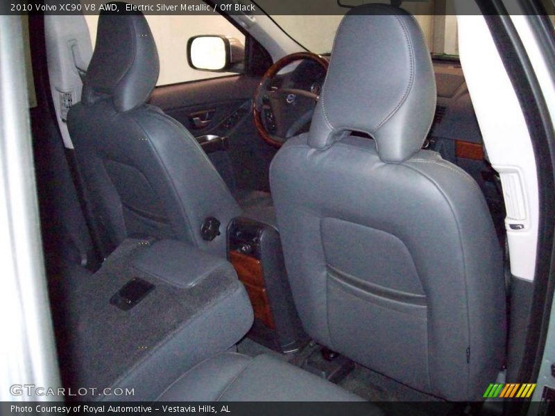Electric Silver Metallic / Off Black 2010 Volvo XC90 V8 AWD