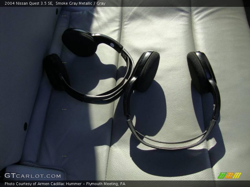 Smoke Gray Metallic / Gray 2004 Nissan Quest 3.5 SE