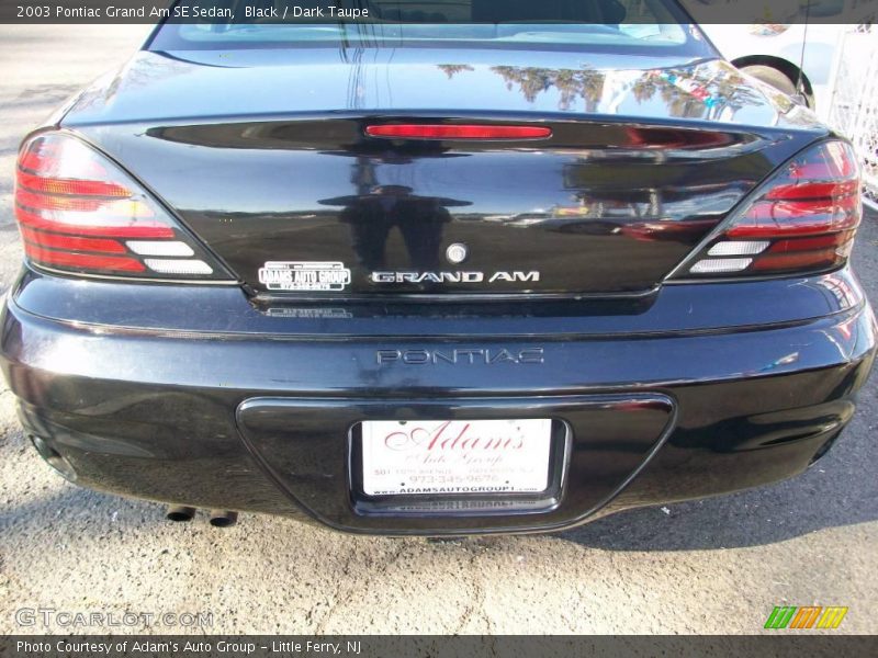 Black / Dark Taupe 2003 Pontiac Grand Am SE Sedan