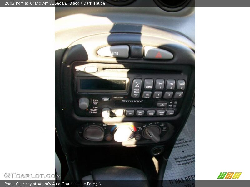 Black / Dark Taupe 2003 Pontiac Grand Am SE Sedan