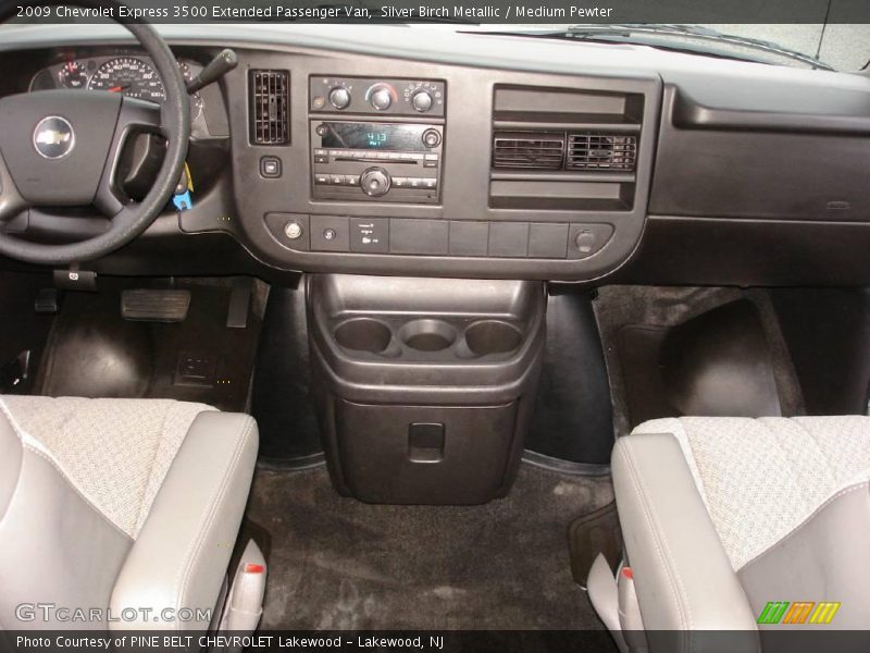 Silver Birch Metallic / Medium Pewter 2009 Chevrolet Express 3500 Extended Passenger Van