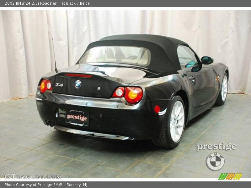 Jet Black / Beige 2003 BMW Z4 2.5i Roadster