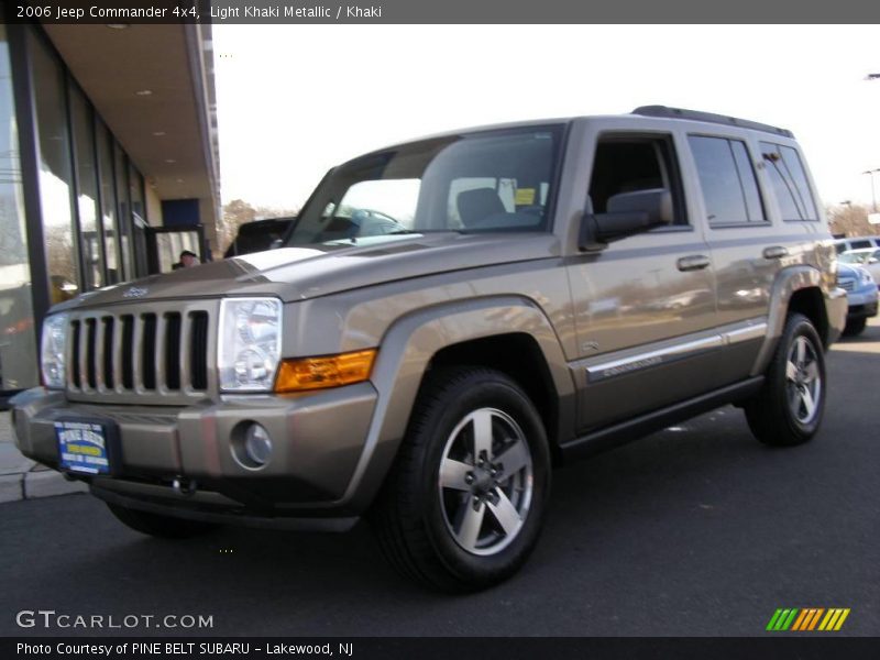 Light Khaki Metallic / Khaki 2006 Jeep Commander 4x4