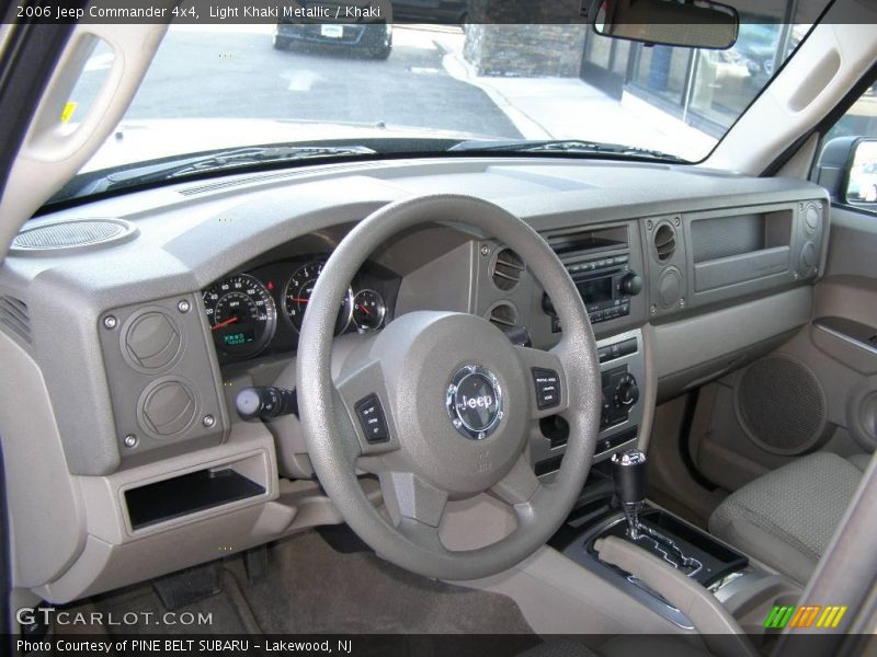 Light Khaki Metallic / Khaki 2006 Jeep Commander 4x4