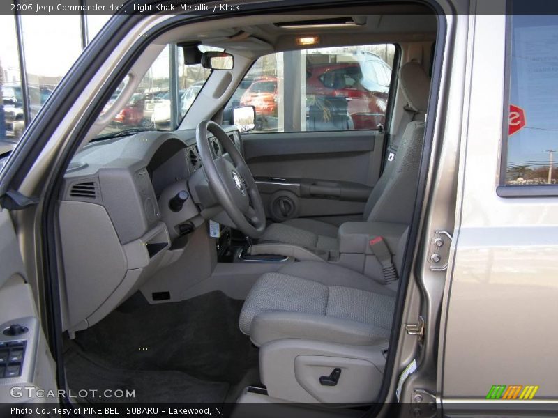 Light Khaki Metallic / Khaki 2006 Jeep Commander 4x4