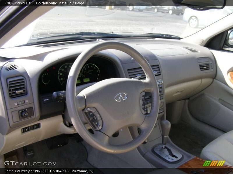 Golden Sand Metallic / Beige 2002 Infiniti I 35