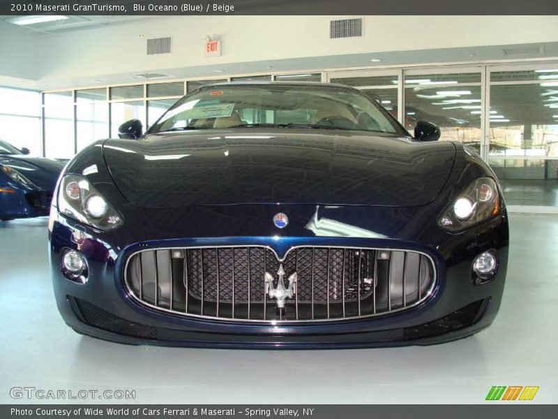 Blu Oceano (Blue) / Beige 2010 Maserati GranTurismo