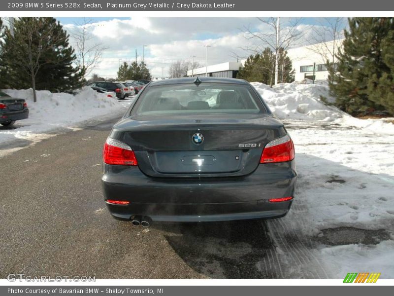 Platinum Grey Metallic / Grey Dakota Leather 2009 BMW 5 Series 528xi Sedan
