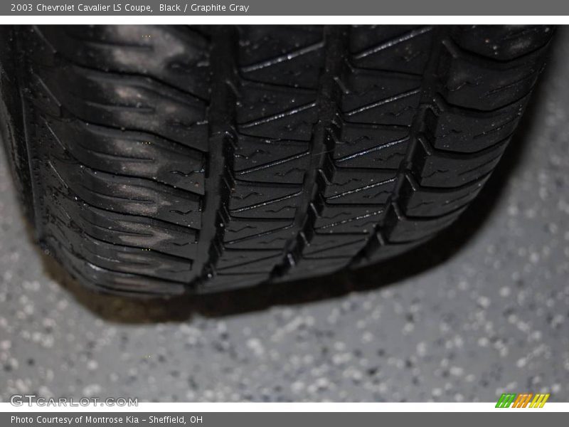 Black / Graphite Gray 2003 Chevrolet Cavalier LS Coupe