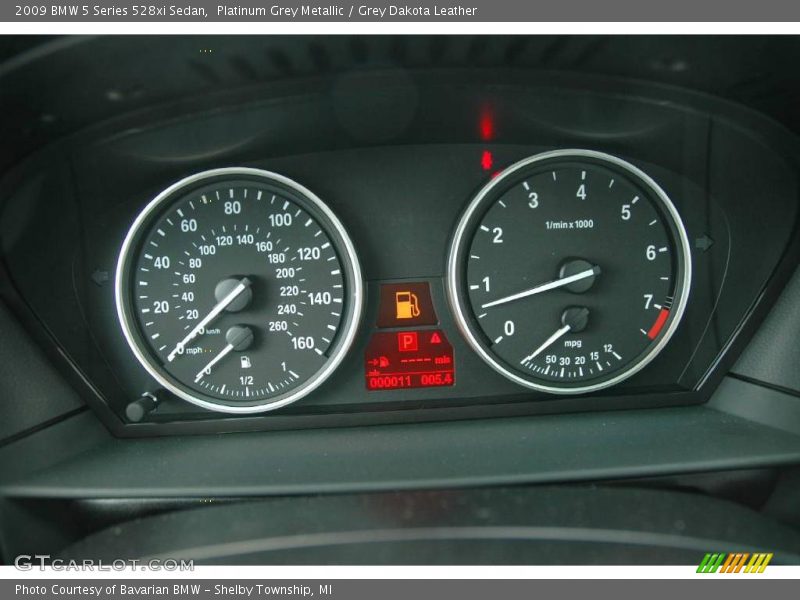 Platinum Grey Metallic / Grey Dakota Leather 2009 BMW 5 Series 528xi Sedan