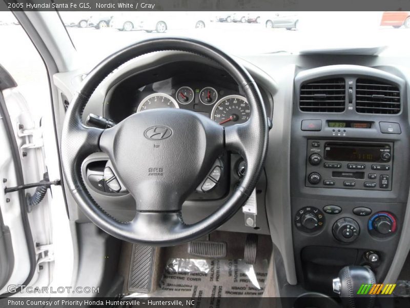 Nordic White / Gray 2005 Hyundai Santa Fe GLS