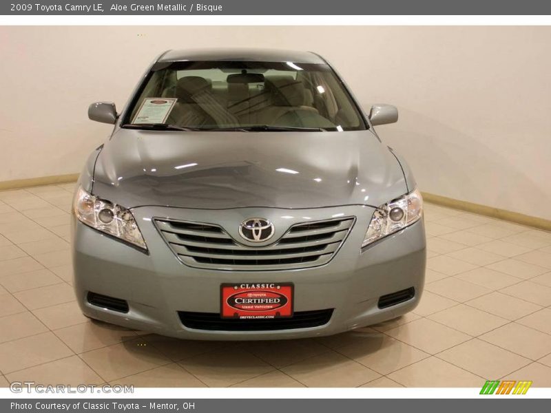 Aloe Green Metallic / Bisque 2009 Toyota Camry LE