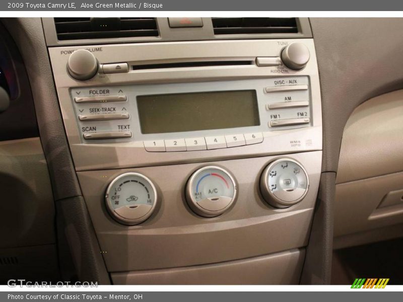 Aloe Green Metallic / Bisque 2009 Toyota Camry LE