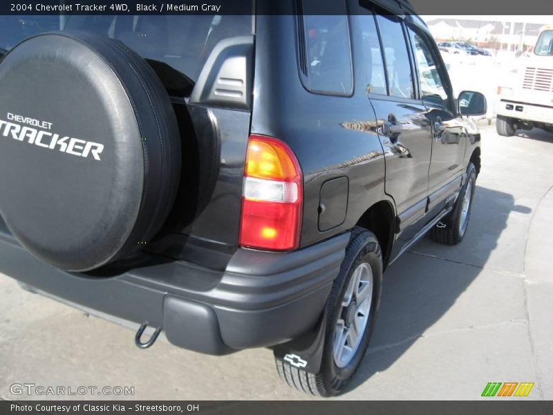 Black / Medium Gray 2004 Chevrolet Tracker 4WD