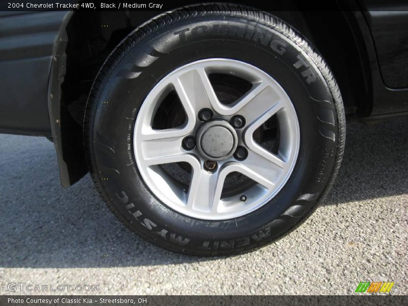 Black / Medium Gray 2004 Chevrolet Tracker 4WD