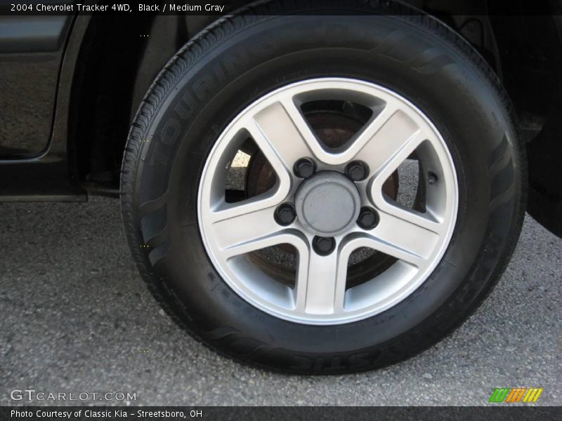 Black / Medium Gray 2004 Chevrolet Tracker 4WD