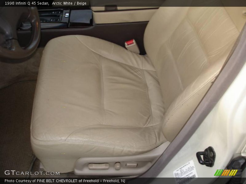 Arctic White / Beige 1998 Infiniti Q 45 Sedan