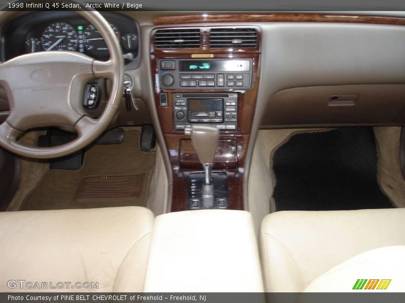 Arctic White / Beige 1998 Infiniti Q 45 Sedan