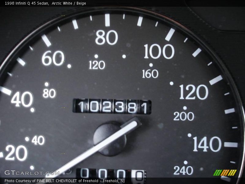 Arctic White / Beige 1998 Infiniti Q 45 Sedan