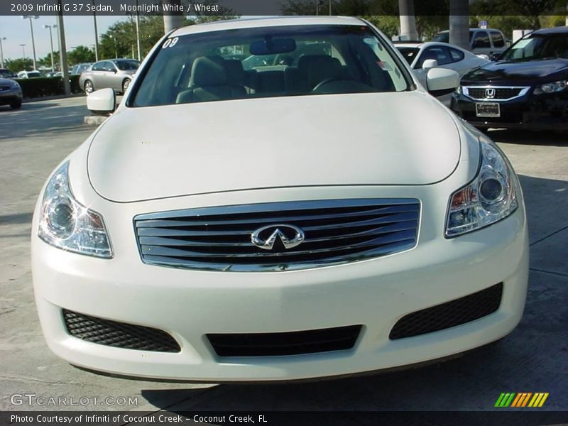 Moonlight White / Wheat 2009 Infiniti G 37 Sedan