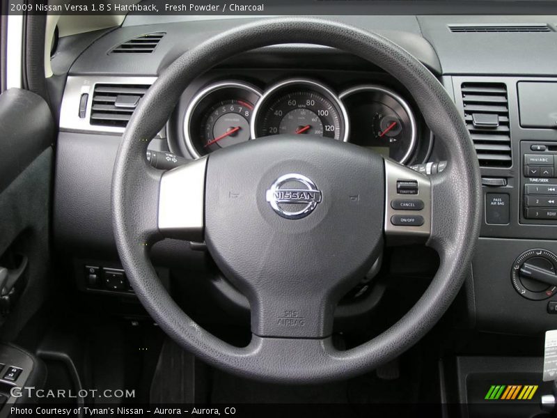 Fresh Powder / Charcoal 2009 Nissan Versa 1.8 S Hatchback