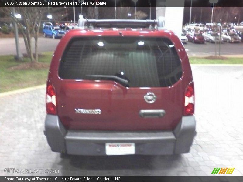 Red Brawn Pearl / Steel/Graphite 2005 Nissan Xterra SE