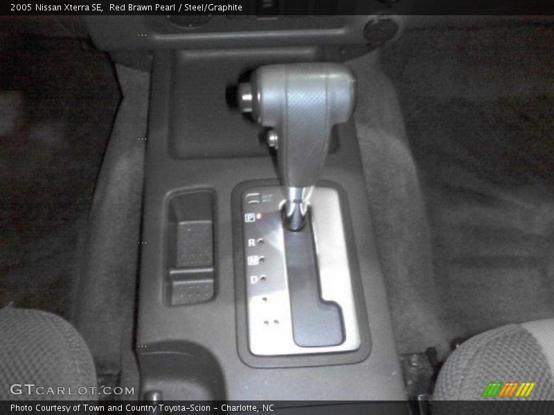 Red Brawn Pearl / Steel/Graphite 2005 Nissan Xterra SE