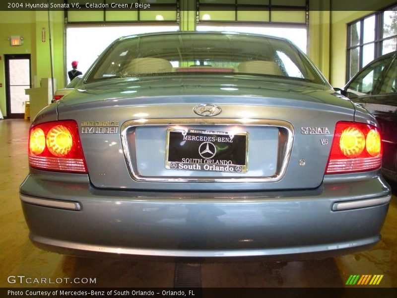 Celadon Green / Beige 2004 Hyundai Sonata V6