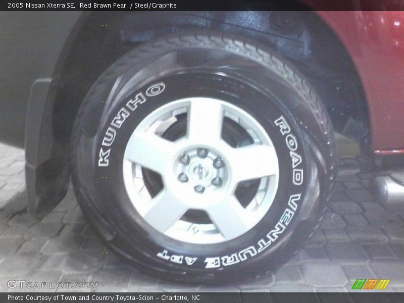 Red Brawn Pearl / Steel/Graphite 2005 Nissan Xterra SE
