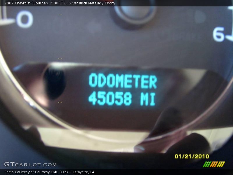 Silver Birch Metallic / Ebony 2007 Chevrolet Suburban 1500 LTZ