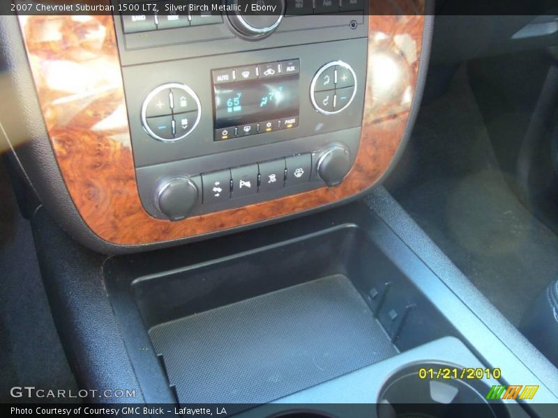 Silver Birch Metallic / Ebony 2007 Chevrolet Suburban 1500 LTZ