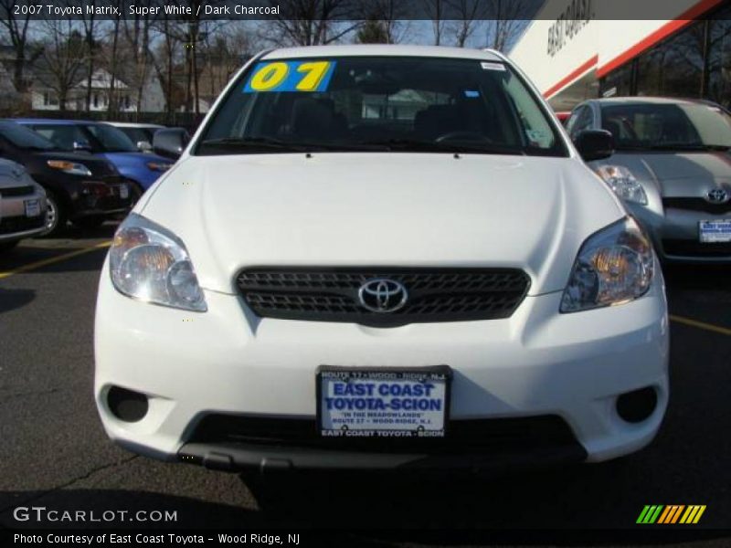 Super White / Dark Charcoal 2007 Toyota Matrix