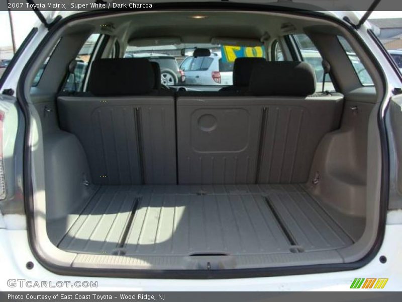 Super White / Dark Charcoal 2007 Toyota Matrix