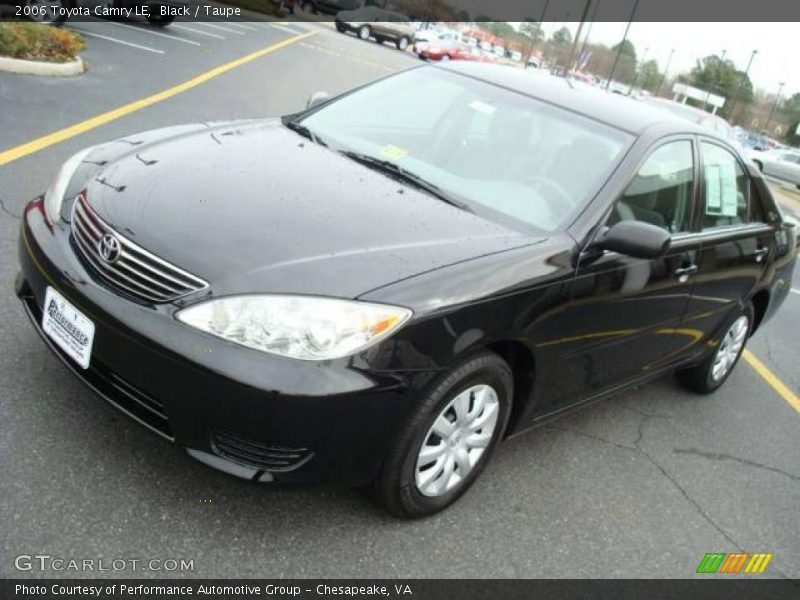 Black / Taupe 2006 Toyota Camry LE