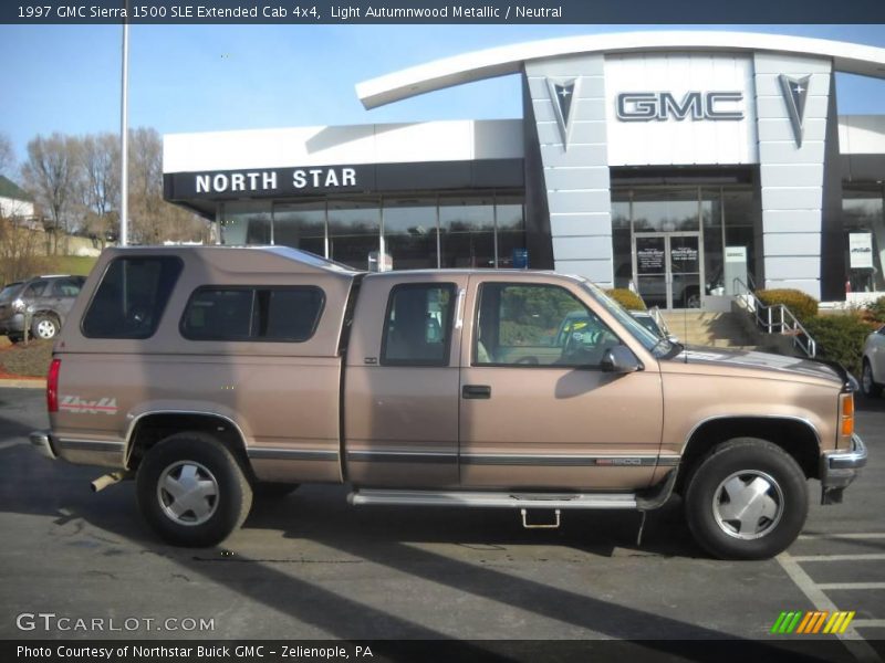 Light Autumnwood Metallic / Neutral 1997 GMC Sierra 1500 SLE Extended Cab 4x4