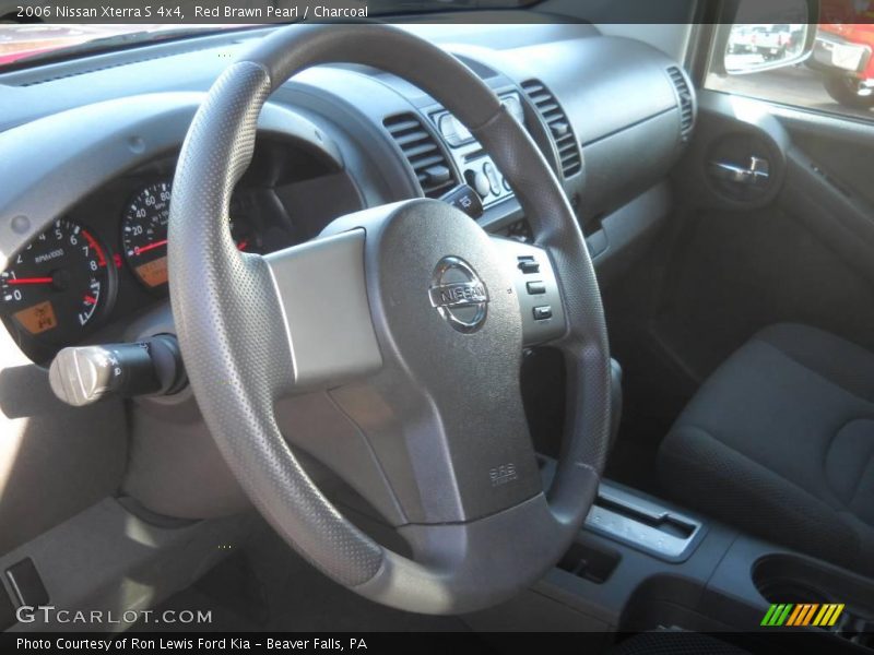 Red Brawn Pearl / Charcoal 2006 Nissan Xterra S 4x4