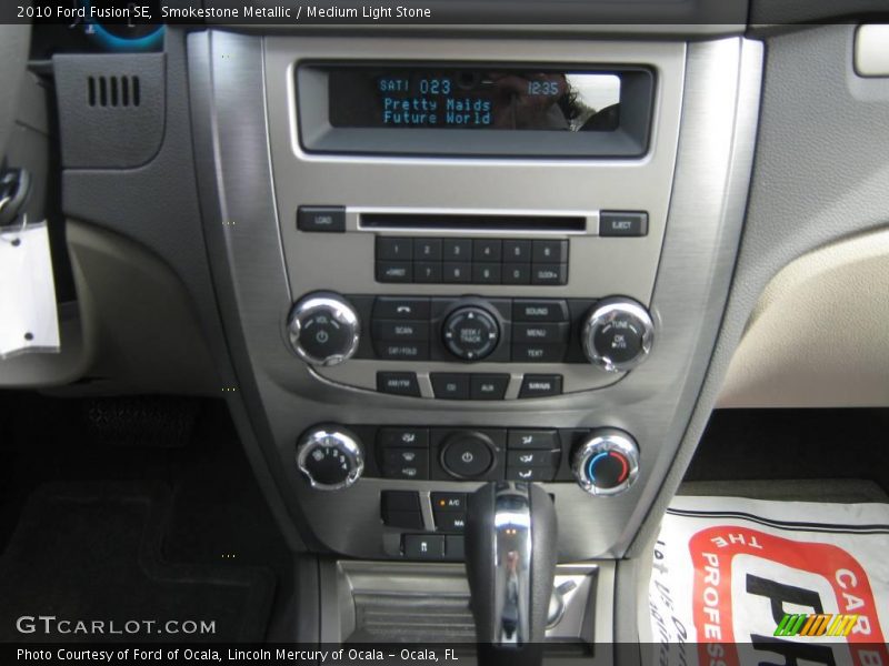 Smokestone Metallic / Medium Light Stone 2010 Ford Fusion SE