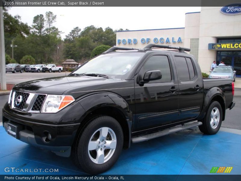 Super Black / Desert 2005 Nissan Frontier LE Crew Cab