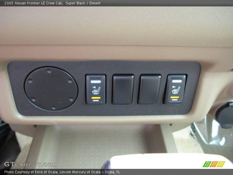 Super Black / Desert 2005 Nissan Frontier LE Crew Cab