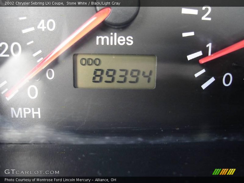 Stone White / Black/Light Gray 2002 Chrysler Sebring LXi Coupe