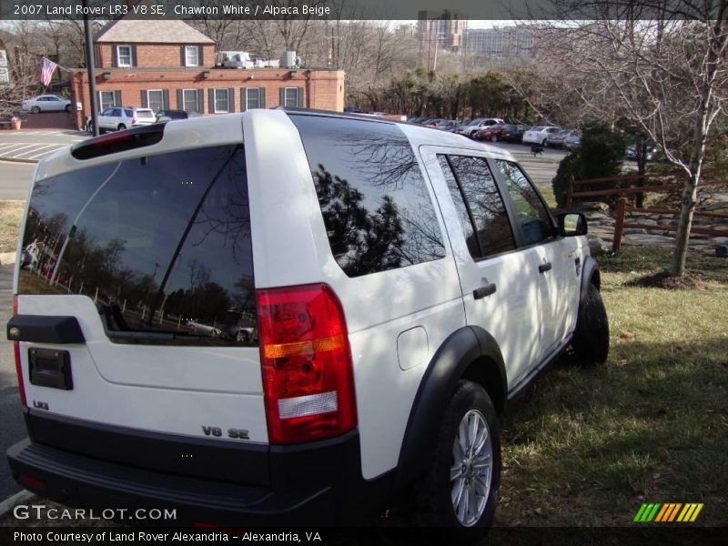 Chawton White / Alpaca Beige 2007 Land Rover LR3 V8 SE